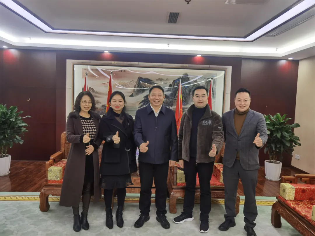 图片1 图片1